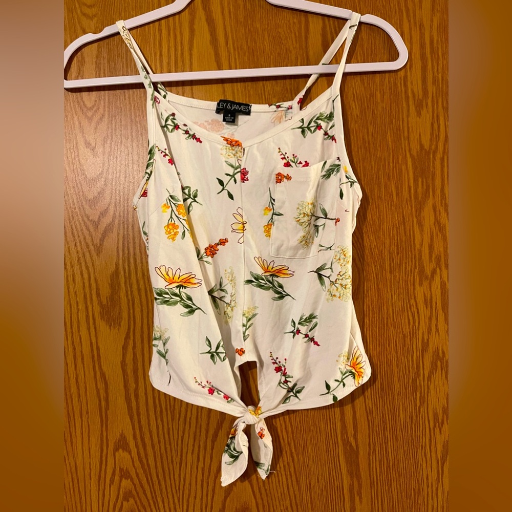 Floral cropped tank top